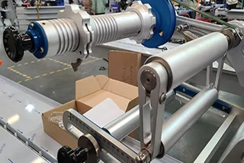 MC-601W Intelligent Pillow Type Packing Machine