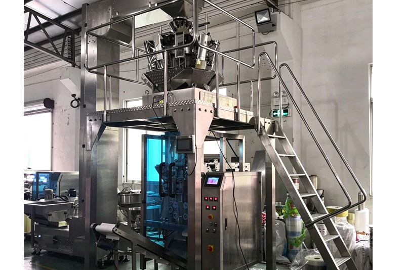 HF-520 Vertical Packing Machine