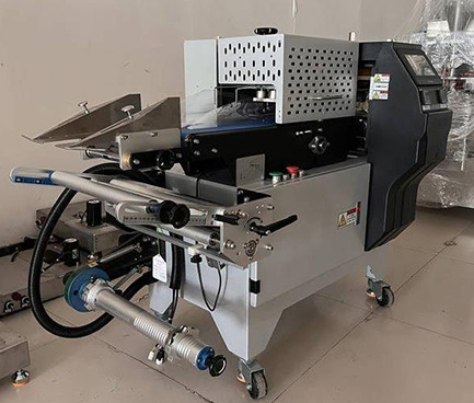 MC-100 Intelligent Pillow Type Packing Machine