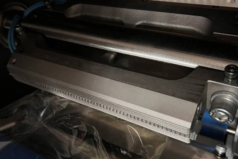 MC-100 Intelligent Pillow Type Packing Machine