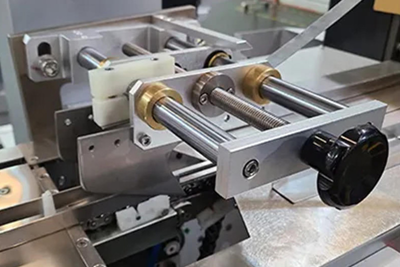 MC-180 Horizontal Packaging Machine